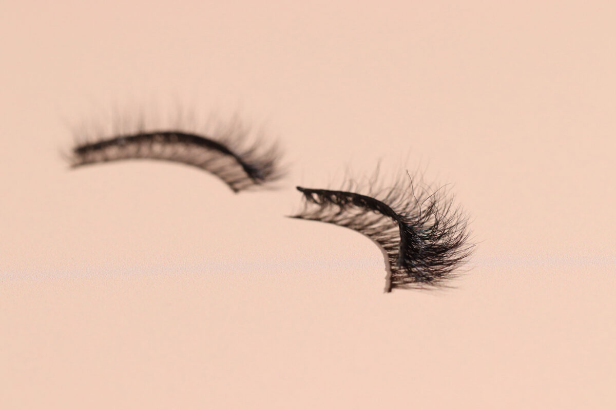 Strip Lashes - Love